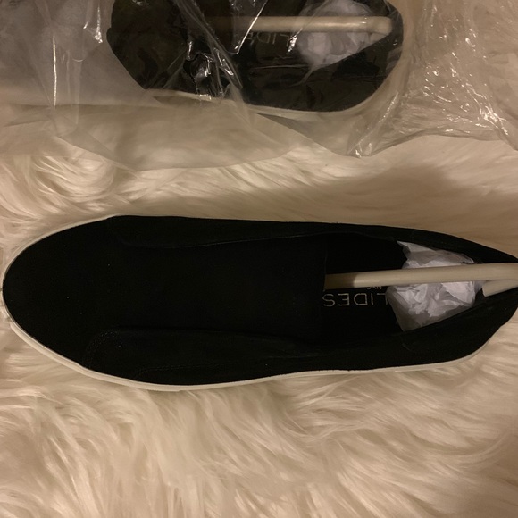 J slides shoes - Picture 5 of 8